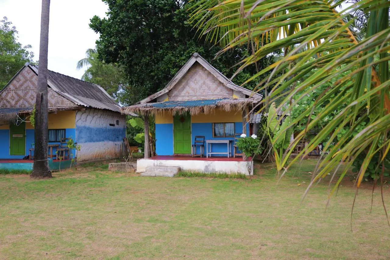 克隆亚别墅酒店【Sha认证】 Ko Lanta 2*,  泰国
